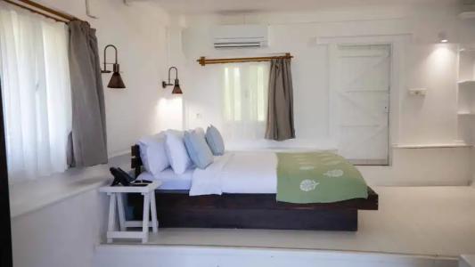 Lov Faralya Adults Only - 2