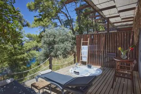 Lov Faralya Adults Only - 32