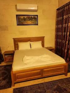 Nahrin Hote & Art - 59