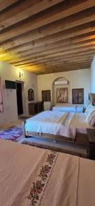 Nahrin Hote & Art - 78