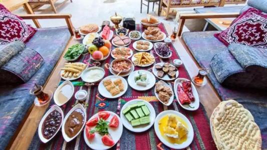 Nahrin Hote & Art - 44