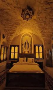 Nahrin Hote & Art - 43