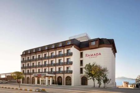 Ramada by Wyndham Van - 0