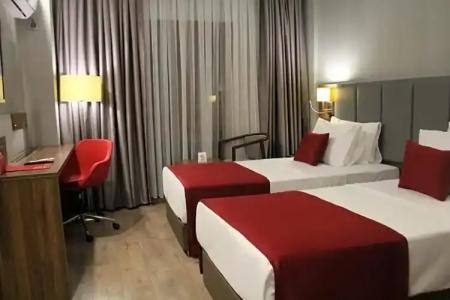 Ramada by Wyndham Van - 24