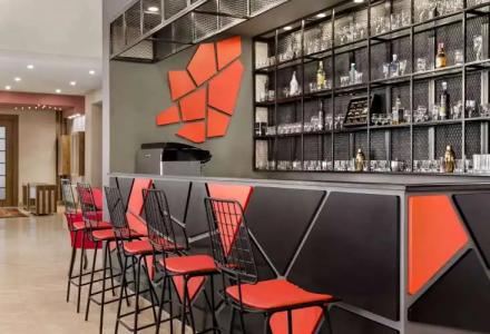 Ramada by Wyndham Van - 11