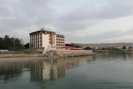 Ramada by Wyndham Van - 40