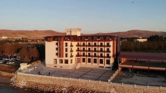 Ramada by Wyndham Van - 35