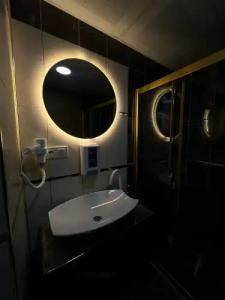 Van Diana Otel - 43