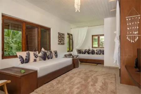 Bliss Praslin - 73