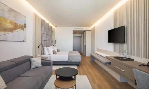 Aminess Laurel Khalani - 49