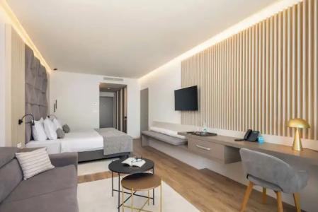 Aminess Laurel Khalani - 119