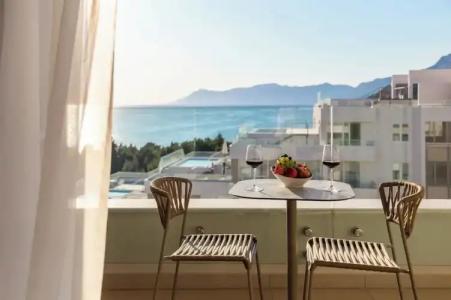 Aminess Laurel Khalani - 100