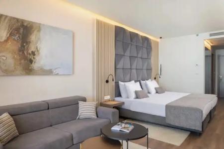 Aminess Laurel Khalani - 131