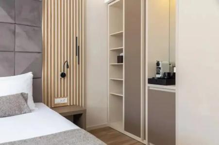 Aminess Laurel Khalani - 111