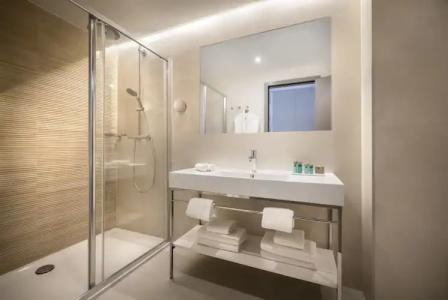 Aminess Laurel Khalani - 57