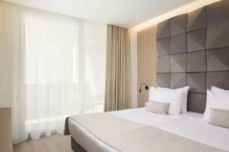 Aminess Laurel Khalani - 146