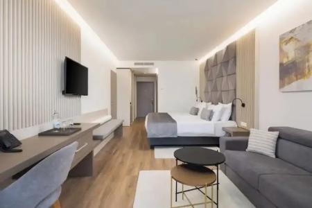 Aminess Laurel Khalani - 58