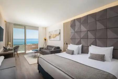 Aminess Laurel Khalani - 125