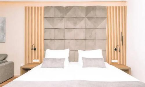 Aminess Laurel Khalani - 114