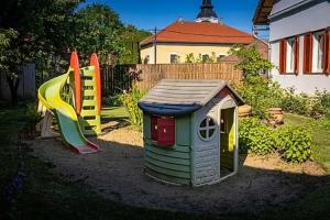 Butik Design Nádas Mini-hotel, Abadszalok