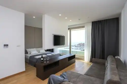 Apartments Status WOW - 0