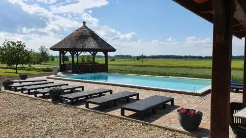 Tisza White House - 41