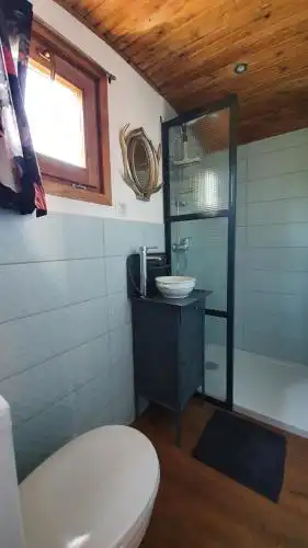 Tisza White House - 44