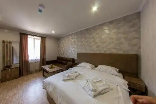 Tsaghkadzor Inn - 43