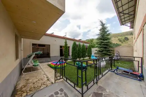Tsaghkadzor Inn - 72