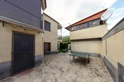 Tsaghkadzor Inn - 90