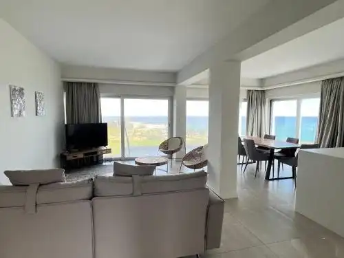 Emerald Suites - 16