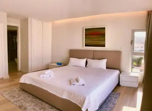 Emerald Suites - 17