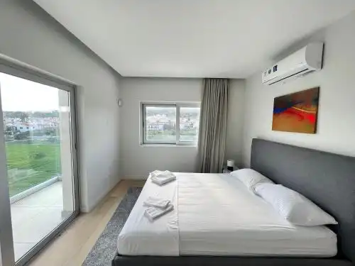 Emerald Suites - 18