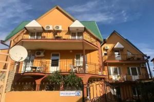 Dom S Delfinami Guest House, Adler