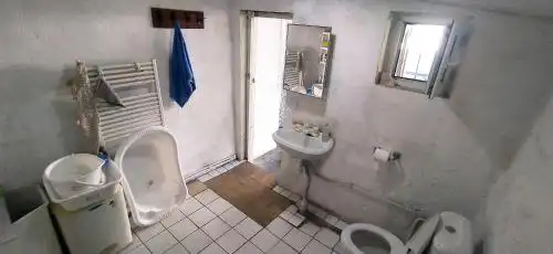 Flora's Guest House - 20