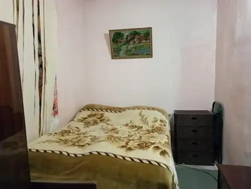 Flora's Guest House - 4