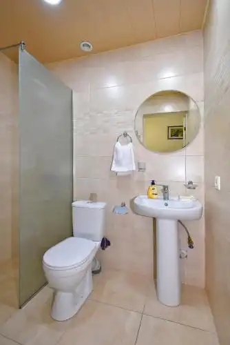 The Nut Guest House - 11