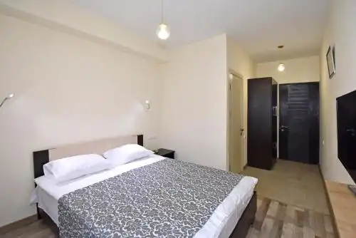 The Nut Guest House - 4