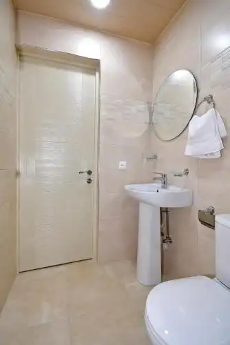 The Nut Guest House - 3