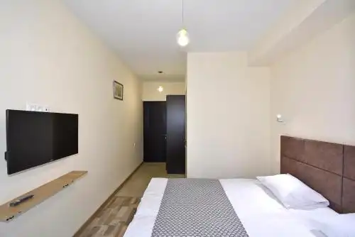 The Nut Guest House - 10
