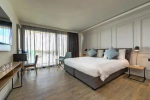 Land's End, Boutique Hotel, Sliema