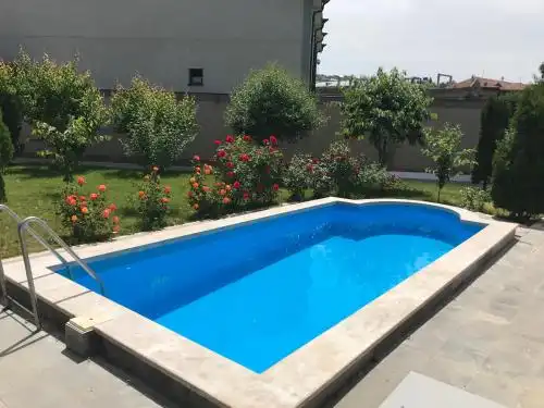 White Luxury Villa With Swimming Pool In City Center - 9