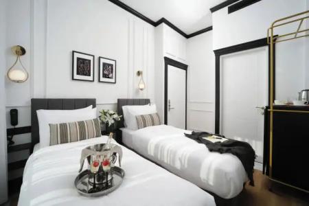 The Trinity Taksim - Special Category - 52