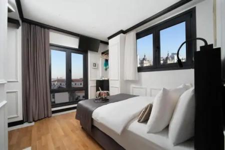 The Trinity Taksim - Special Category - 43