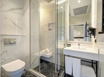 The Trinity Taksim - Special Category - 69