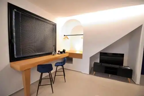 Emesh Boutique Suite - 21