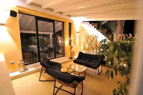 Emesh Boutique Suite - 43