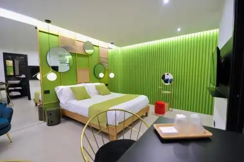 Emesh Boutique Suite - 18