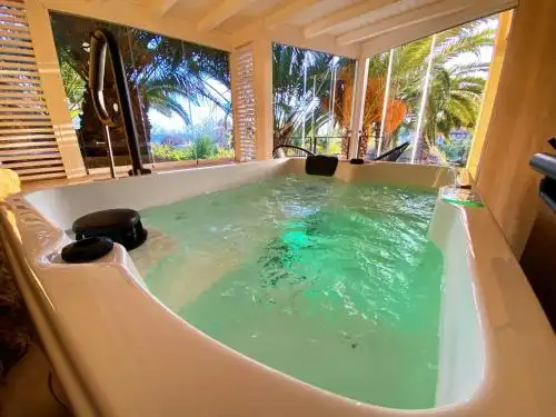 Emesh Boutique Suite - 8