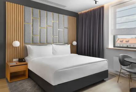 The Basilian Minsk, Curio Collection By Hilton - 110